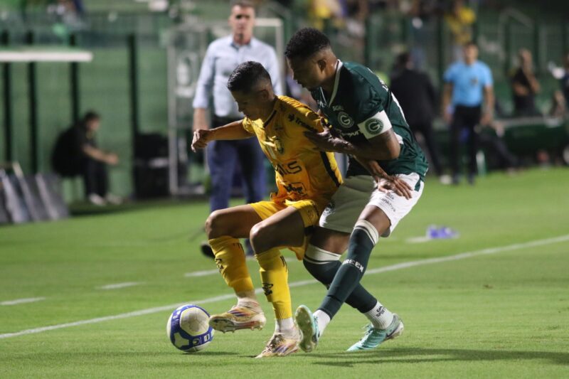 goias-1x0-amazonas-estadio-serrinha-serie-b-2024-foto-Jadison-Sampaio-amfc-scaled-e1729962594324
