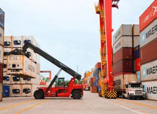 Superávit comercial brasileiro deve atingir US$ 93 bilhões em 2025