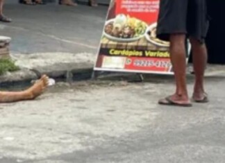 Homem é morto a tiros em frente a barzinho na Zona Leste de Manaus