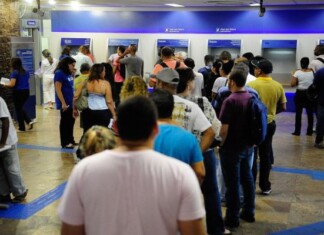Bancos têm horários reduzidos de atendimento no final de ano