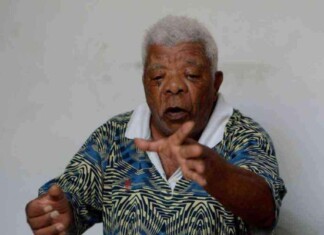 Homem que viveu 101 anos nas ruas sonha em celebrar o Natal pela 1ª vez