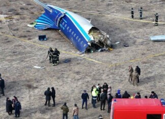 Queda de avião com 67 passageiros no Cazaquistão mobiliza autoridades