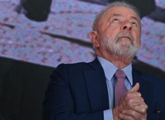 Lula afirma que Bolsonaro vive de Pix para fazer “vagabundagem”