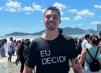 Jair Renan celebra batismo nas águas: “Jesus é o verdadeiro salvador”