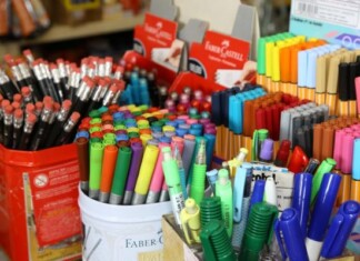 Gastos com material escolar impactam orçamento de 85% das famílias