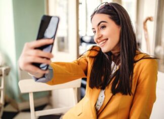 Febraban alerta para novo golpe que usa selfies para roubar seu dinheiro