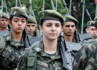 Forças Armadas iniciam alistamento voluntário feminino