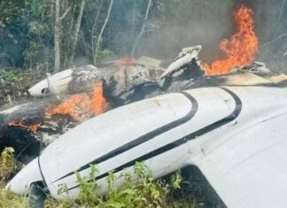 Força Aérea Brasileira derruba aeronave com drogas no Amazonas