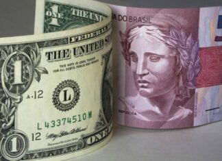 Dólar sobe após 12 quedas consecutivas e fecha cotado a R$ 5,79