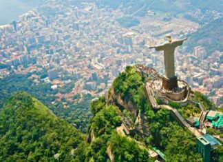 Após morte de turista, Cristo Redentor reabre com ambulância e equipe médica