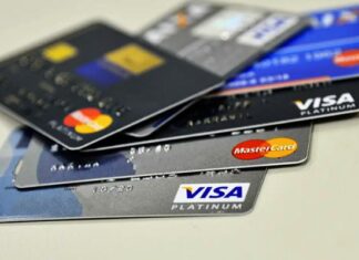 Alerta Financeiro: Taxa de juros do cartão de crédito rotativo dispara e atinge 445% ao ano