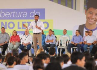 Governador do Amazonas anuncia o pagamento da terceira parcela do Fundef em abril