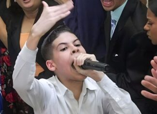 Conselho Tutelar proíbe pastor mirim que se diz ‘profeta’ de fazer cultos