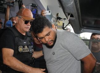 Cantor de forró permanece preso e enfrenta audiência de custódia após denúncia de agressão à namorada