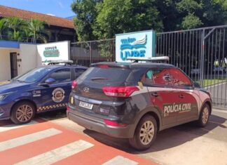 Adolescente de quatorze anos mata colega a tesouradas dentro de escola; entenda