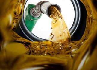 Petrobras anuncia nova redução de 4,6% no preço do diesel nas refinarias