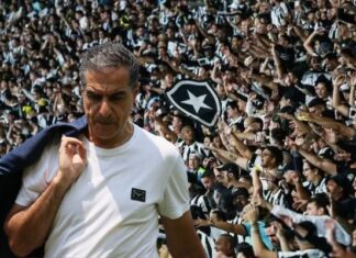 Botafogo demite técnico Renato Paiva