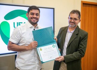 Equipe de Direito da UEA recebe menção honrosa por conquista nacional