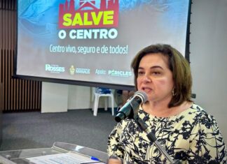‘Falta vontade política’, diz Maria do Carmo sobre abandono do centro de Manaus durante audiência pública