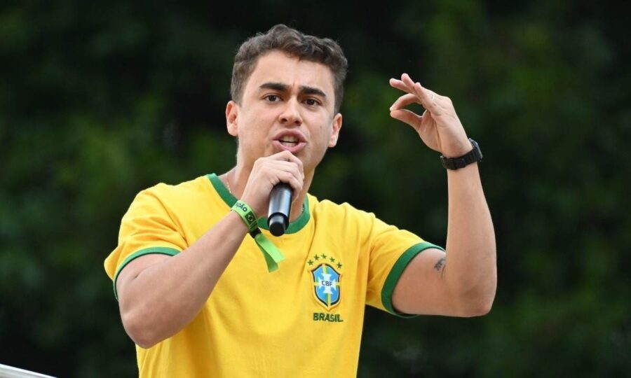 1_nikolas_ferreira_discursa_no_ato_da_avenida_paulista_de_apio_a_bolsonaro-35335792