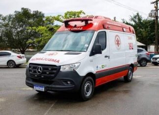Motociclista foge após provocar acidente que deixou mulher ferida na Efigênio Sales em Manaus