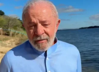 Em dia de operação contra Jair Bolsonaro, Lula agradece a Deus no Rio São Francisco