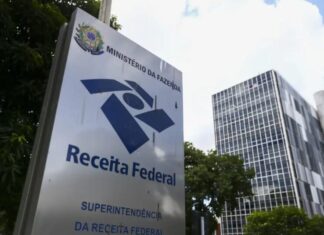 Receita paga lote residual de restituição do IRPF de dezembro de 2025