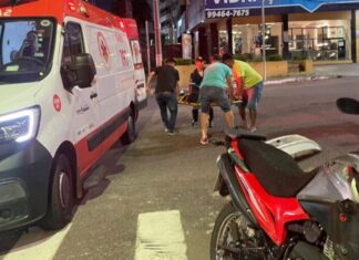 Motociclista fica ferido após carro avançar sinal no Vieiralves em Manaus