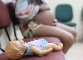 Fortaleza dá anticoncepcional para meninas a partir dos 10 anos