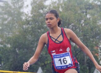 Atleta revelada na Vila Olímpica se destaca no salto em altura e mira Seleção Brasileira
