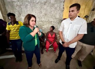 Maria do Carmo e Rosses oferecem orientação jurídica a ambulantes vítimas de operação no Centro de Manaus