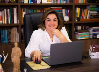 ’Um novo marco em Parintins’, Maria do Carmo comemora primeira turma de Medicina do Baixo Amazonas