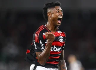 Bruno Henrique é denunciado por manipulação e pode ser suspenso por até 2 anos