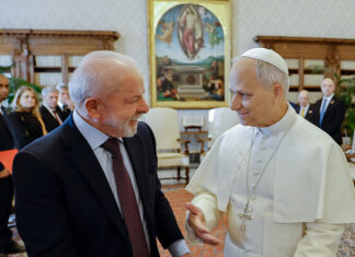 Lula se reúne com papa Leão XIV, pela primeira vez, no Vaticano
