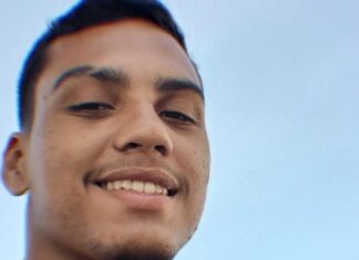 Jovem morre após perder controle de moto e bater em poste na Av. Boulevard Álvaro Maia em Manaus