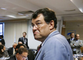 Apresentada por Eduardo Braga, medida pode deixar conta de luz cara no Amazonas