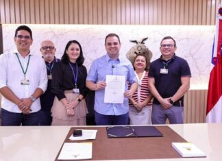 Presidente Roberto Cidade comemora número de inscritos para o concurso público da Aleam e alerta para data limite de inscrições