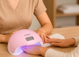 Anvisa proíbe produtos usados em esmaltação em gel por risco de câncer