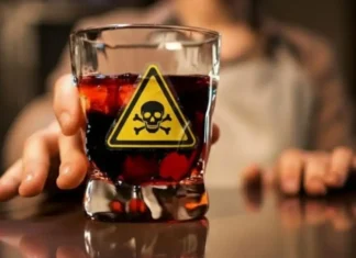 Câmara aprova urgência para tornar crime hediondo falsificação de bebidas com risco à vida