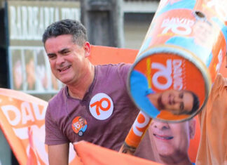 David Almeida corre risco de ficar inelegível após recomendação de reprovação de contas