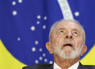 Planalto confirma cirurgia de catarata de Lula no olho esquerdo nesta sexta-feira