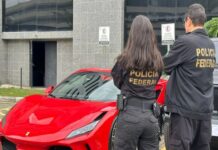 Irmão de Lula é alvo de operação que apreende Ferrari, Porsche, Mini Cooper e mais carros de luxo