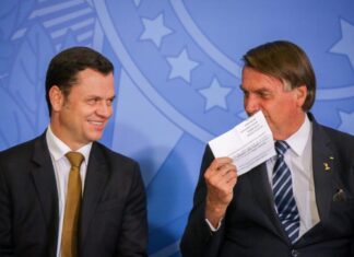 PF cumpre prisão do ex-ministro de Bolsonaro Anderson Torres em Brasília