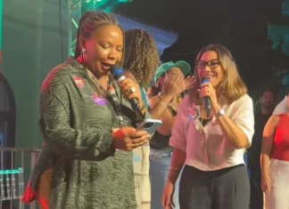 Janja canta com Margareth Menezes durante evento paralelo à COP em Belém