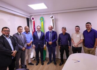 Presidente Roberto Cidade fortalece Câmaras do interior com assinatura de novos termos de cooperação