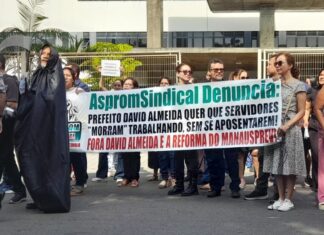 Professores de Manaus anunciam greve após reforma da previdência proposta por David Almeida