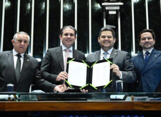 PEC 169 é promulgada no Senado e garante vitória histórica aos professores brasileiros