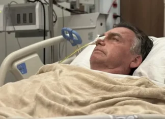 Médicos confirmam que Bolsonaro passará o Réveillon internado no DF Star, em Brasília