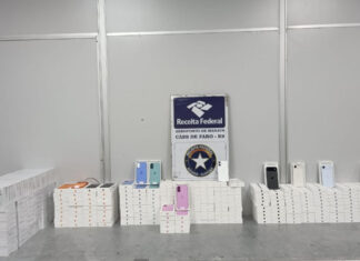 Receita Federal apreende carga com 2 mil iPhones e medicamento proibido no Aeroporto de Manaus