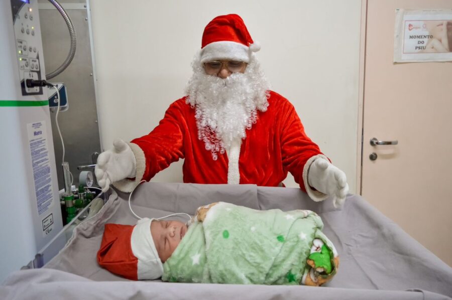 Primeiro-bebe-do-Natal_Foto_Evandro-Seixas_SES-3-1536x1021
